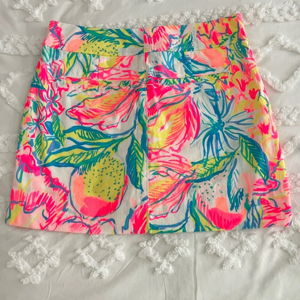Lilly Pulitzer Skort - Picture 2 of 4